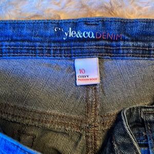 Style and Company/Macy’s house brand, size 10, curvy, modern boot cut jeans